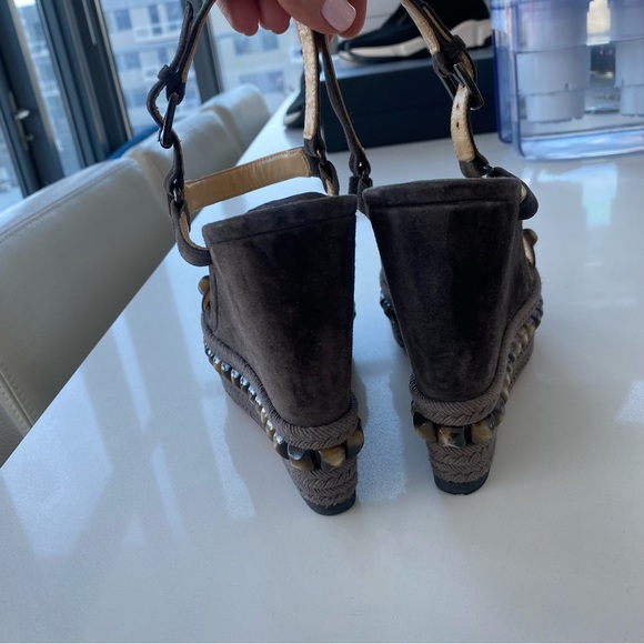 Grey Suede Christian Louboutin Wedge - Picture 4 of 8